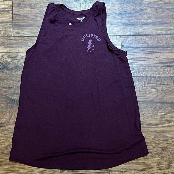 Bundle of 2 Old Navy Graphic Tank Top Size Xs - Picture 6 of 10